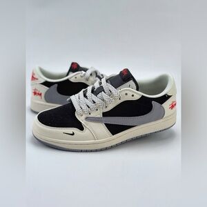Nike Men's Black and White Casual Sneakers